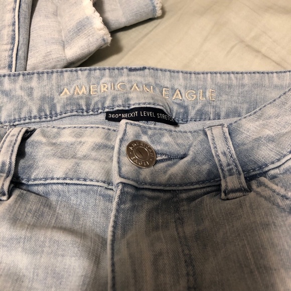 Stretchy Ripped Skinny Jeans - Picture 3 of 4